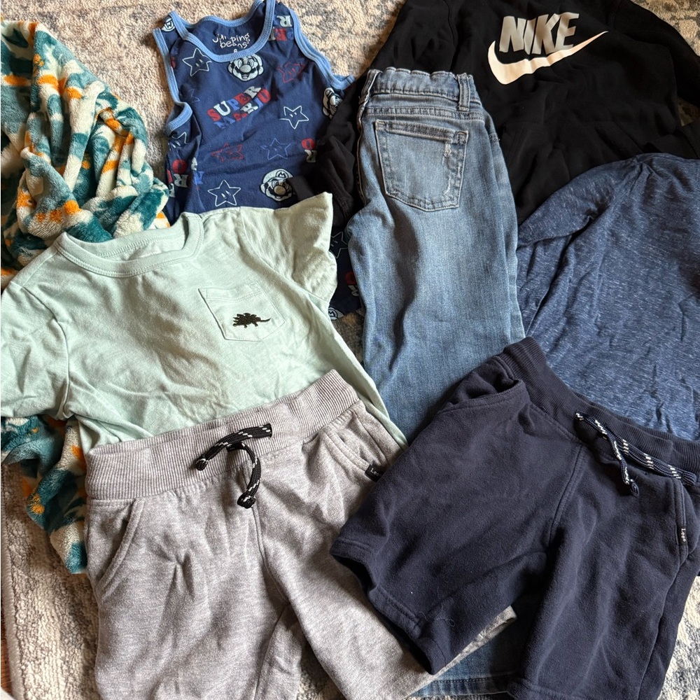 Bundle of Kids Clothing bundle